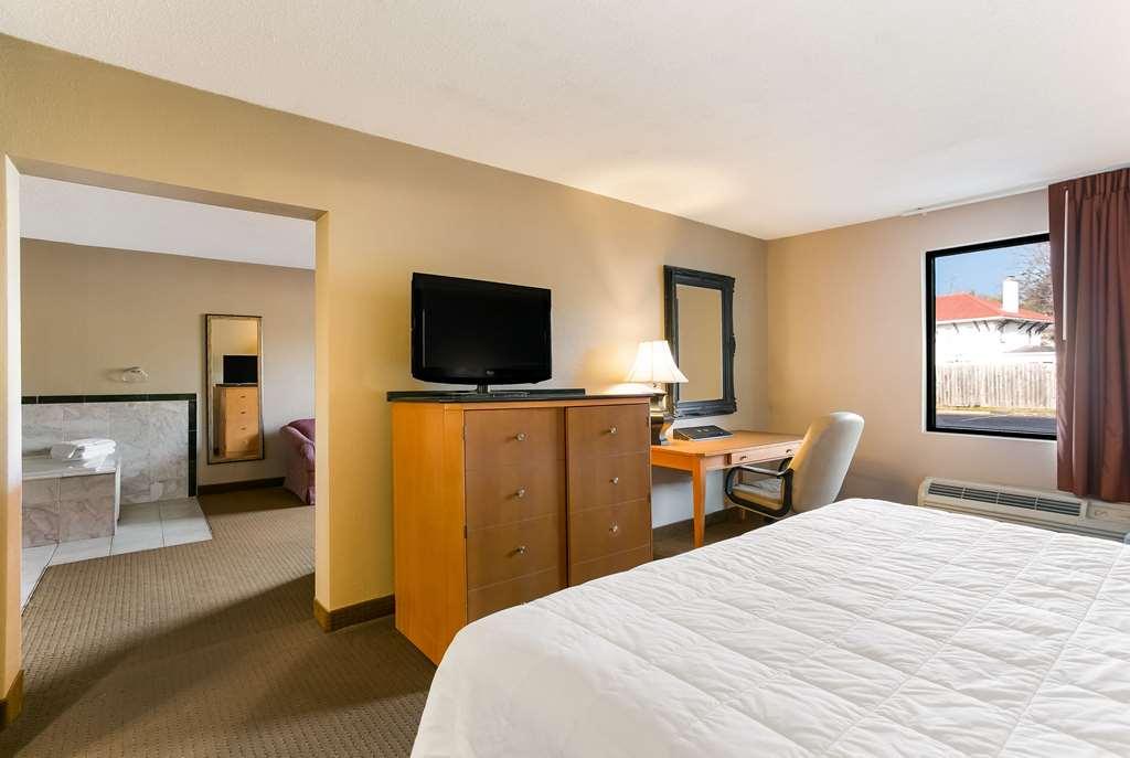 Rodeway Inn Rohrerstown Номер фото