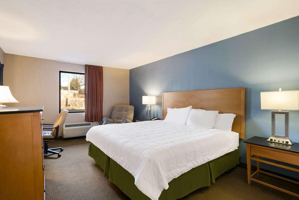 Rodeway Inn Rohrerstown Номер фото
