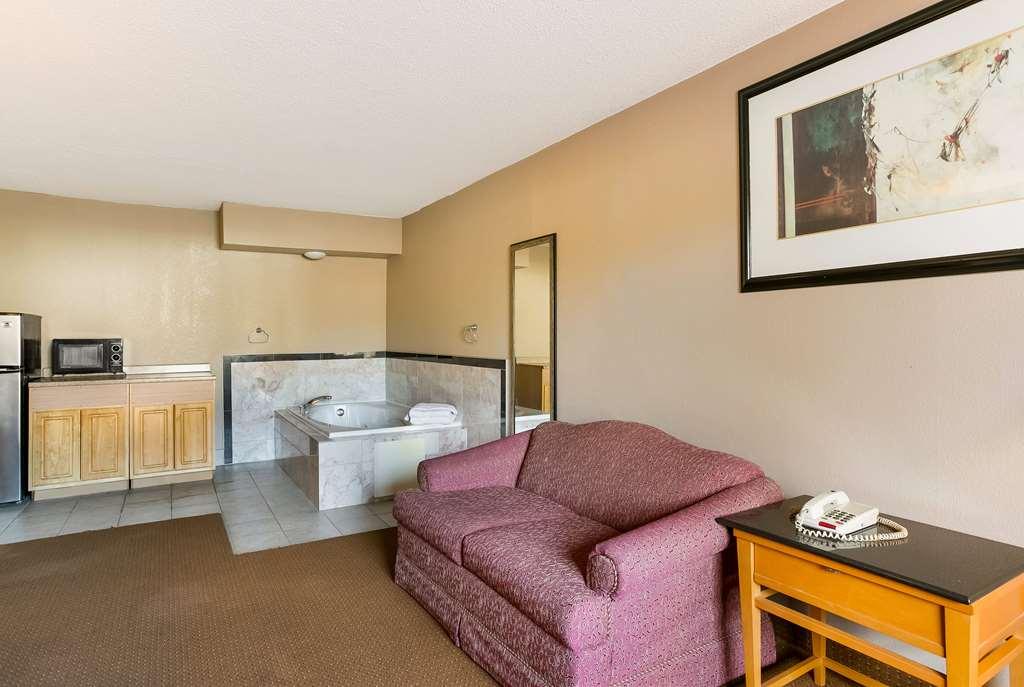 Rodeway Inn Rohrerstown Номер фото