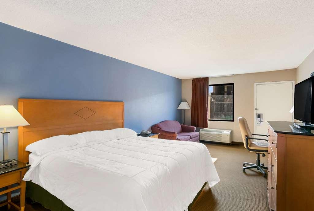 Rodeway Inn Rohrerstown Номер фото