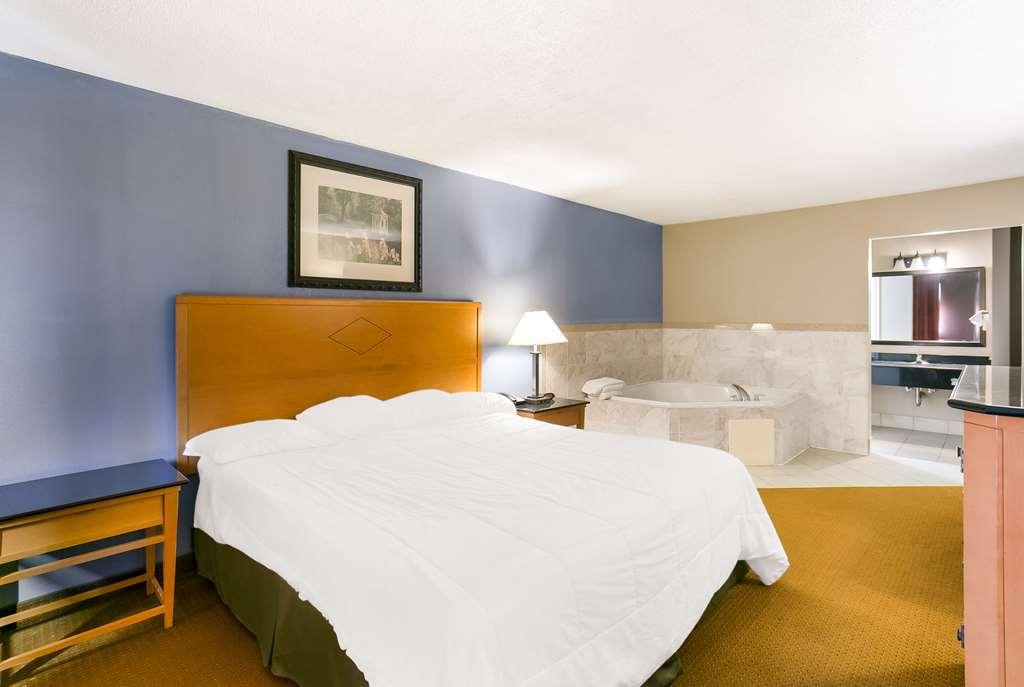 Rodeway Inn Rohrerstown Номер фото